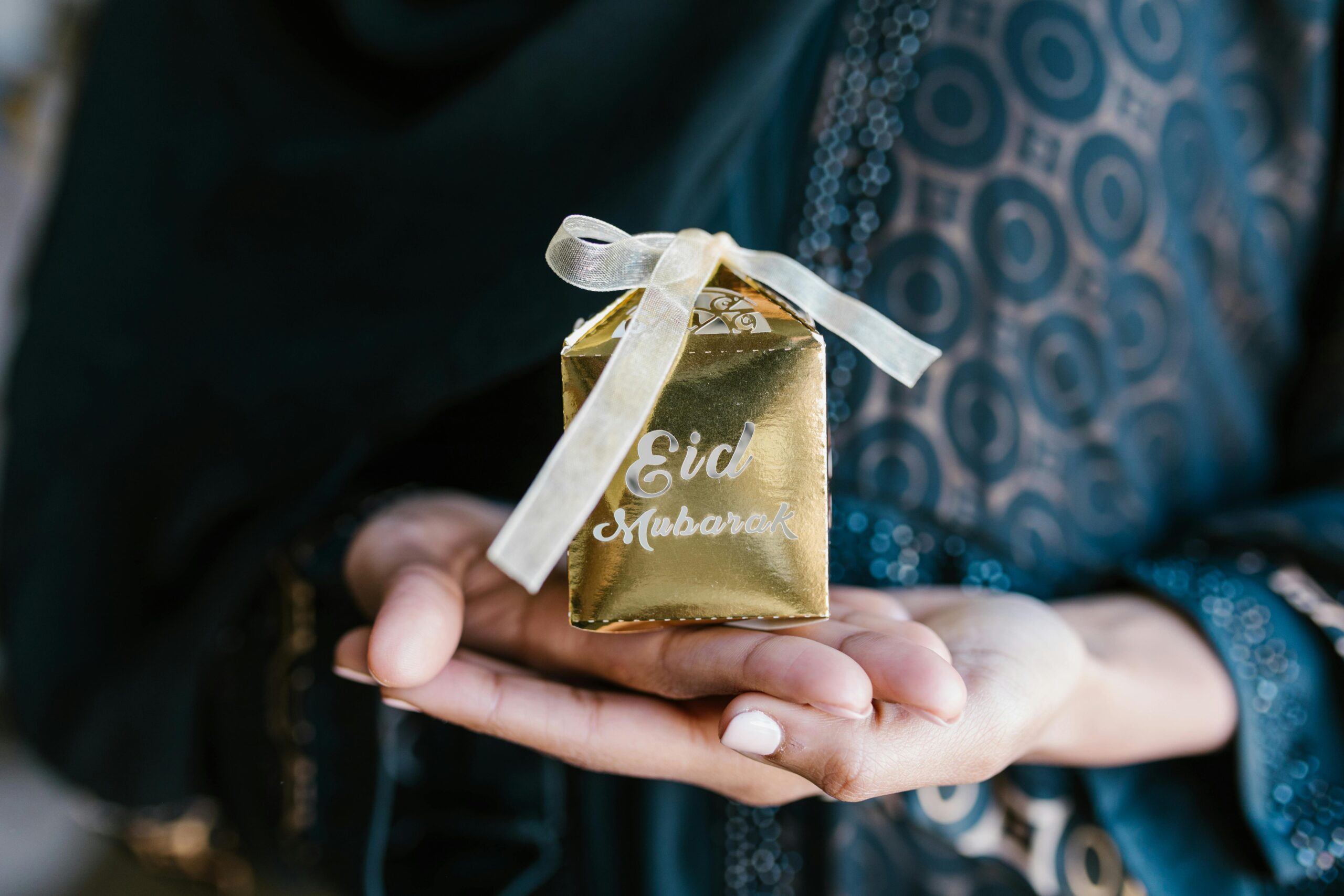 15 Thoughtful Eid al-Adha Gifts for Family, Friends & Hosts 2 Eid al-Adha 2026
