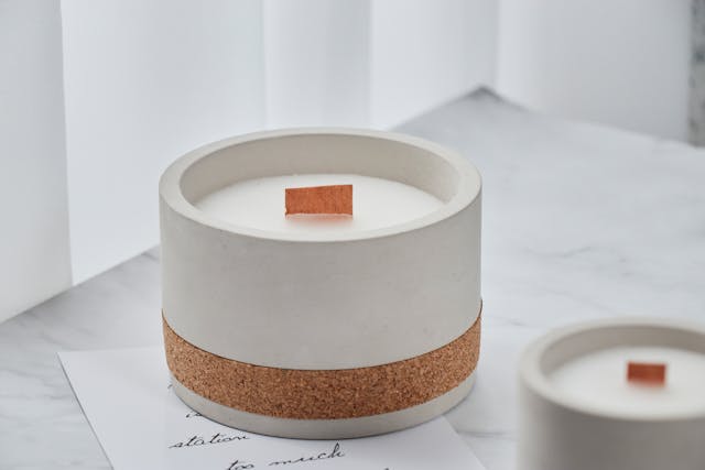 Symbolic Housewarming Gift Ideas from Around the World 5 Symbolic Housewarming Gift Ideas - Candles