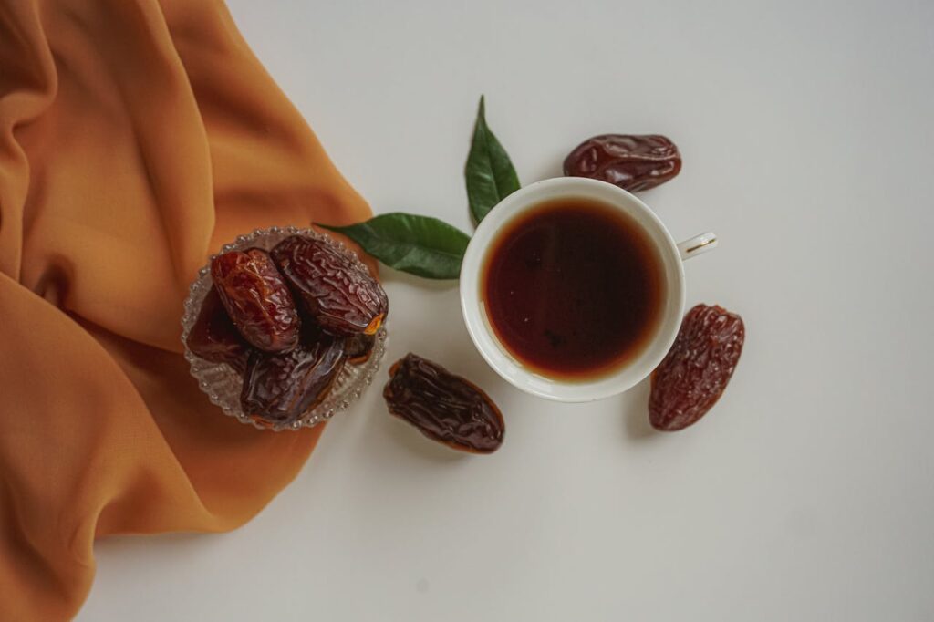 Best Eid al-Adha Gift Ideas: Customs, Traditions & Inspiration 3 Eid al-Adha Gift Ideas - Premium Medjool Dates